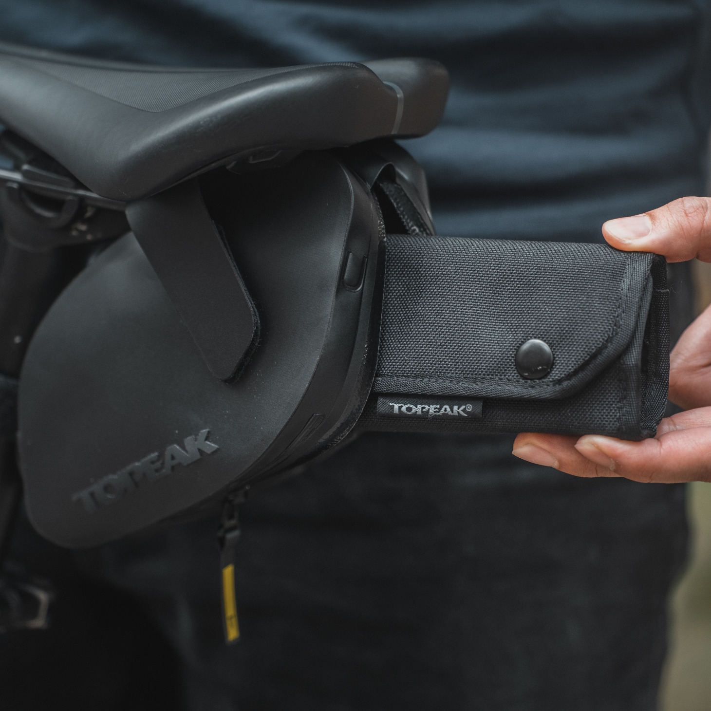 Topeak Weatherproof DynaWedge Large, Strap Mount