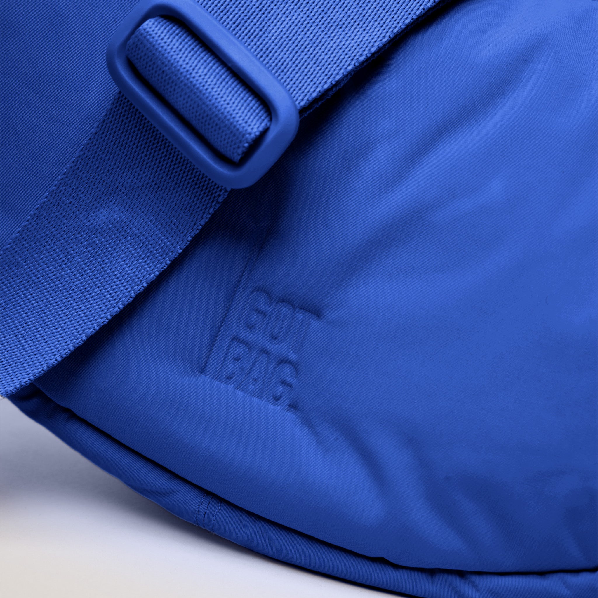 GOT BAG Cloud Moon Bag Small Cobalt
