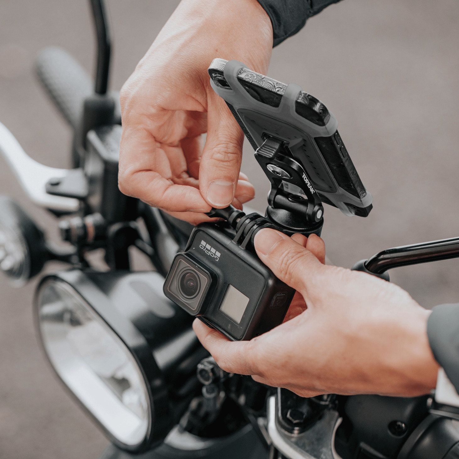 Topeak Motorcycle RideCase Mount RM w/Omni RideCase