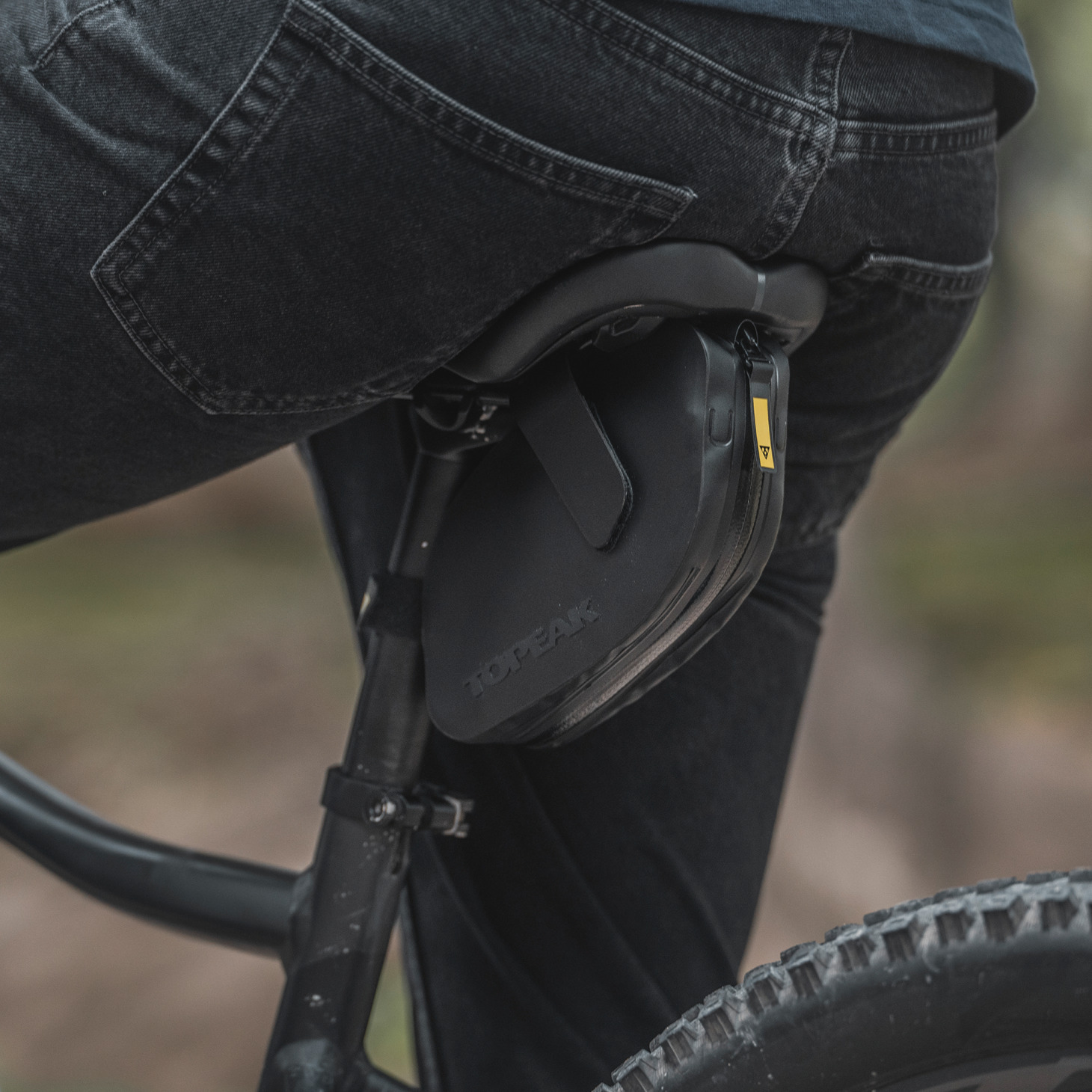 Topeak Weatherproof DynaWedge Large, Strap Mount