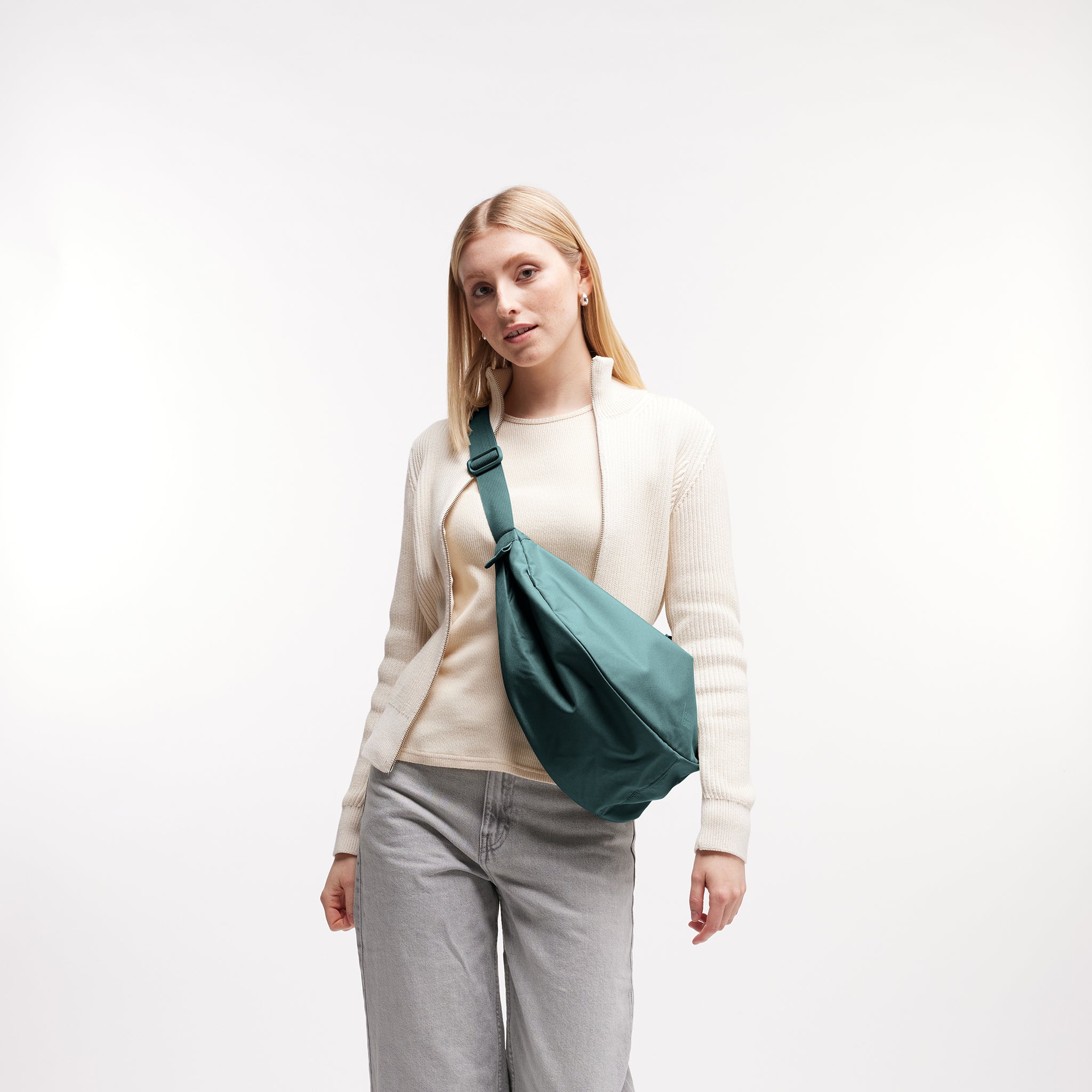 GOT BAG Moon Bag Large Monochrome Sea Teal